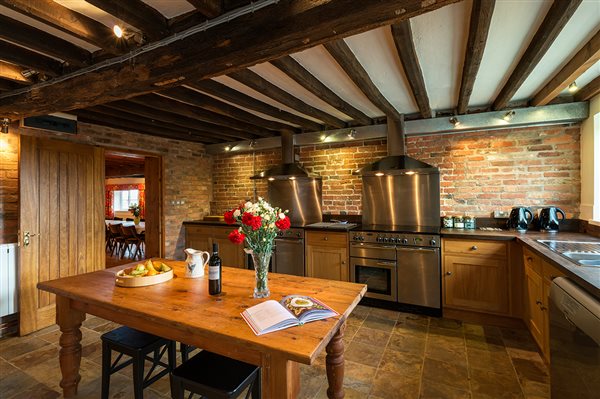 The Refectory farmhouse kitchen